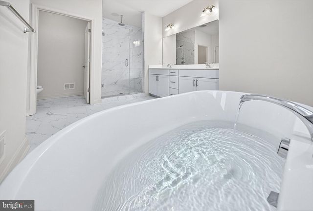 870 BROOKFIELD DRIVE, Dover, DE 19901