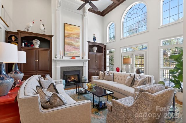 823 Inverness Circle, Spartanburg, SC 29306