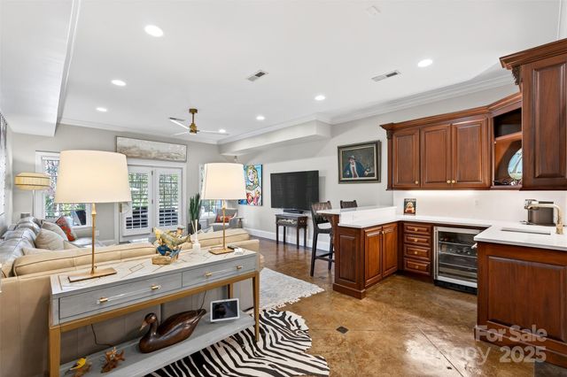 823 Inverness Circle, Spartanburg, SC 29306