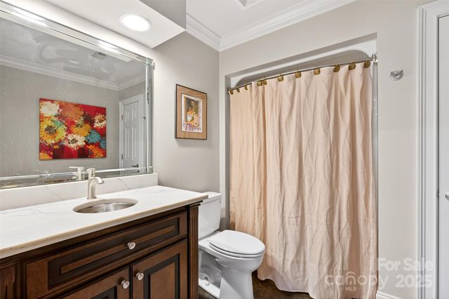 823 Inverness Circle, Spartanburg, SC 29306