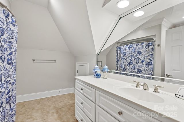 823 Inverness Circle, Spartanburg, SC 29306