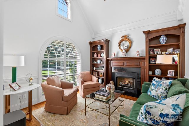 823 Inverness Circle, Spartanburg, SC 29306