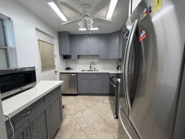 4141 Nautilus Drive 7E, Miami Beach, FL 33140