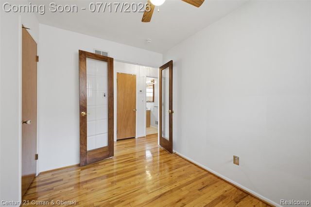 15924 Hanover Avenue, Allen Park, MI 48101