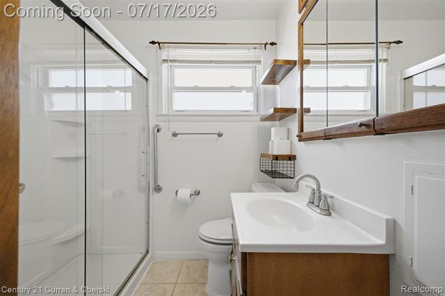 15924 Hanover Avenue, Allen Park, MI 48101