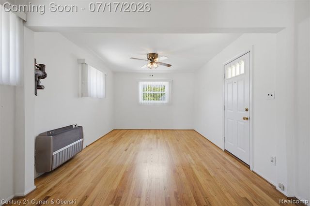 15924 Hanover Avenue, Allen Park, MI 48101