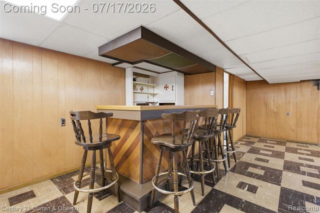 15924 Hanover Avenue, Allen Park, MI 48101