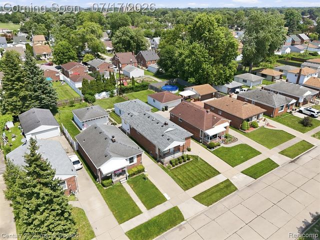 15924 Hanover Avenue, Allen Park, MI 48101