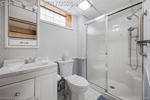 15924 Hanover Avenue, Allen Park, MI 48101