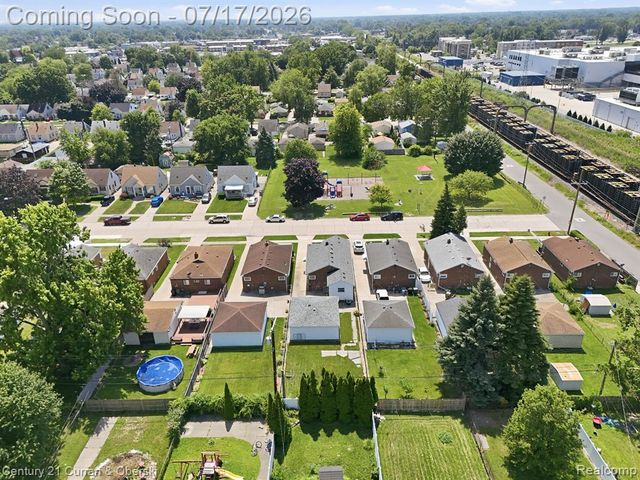 15924 Hanover Avenue, Allen Park, MI 48101