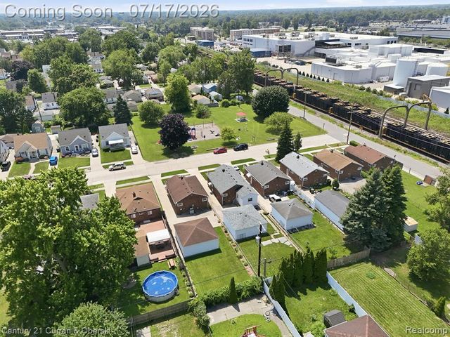 15924 Hanover Avenue, Allen Park, MI 48101