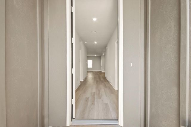 13613 Gray Landing DR, Elgin, TX 78621