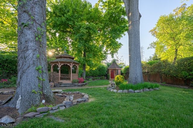 135 Ridge Rd, Nutley Twp., NJ 07110