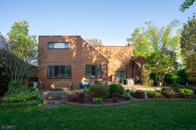 135 Ridge Rd, Nutley Twp., NJ 07110