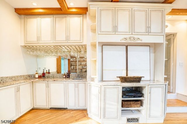 135 Ridge Rd, Nutley Twp., NJ 07110