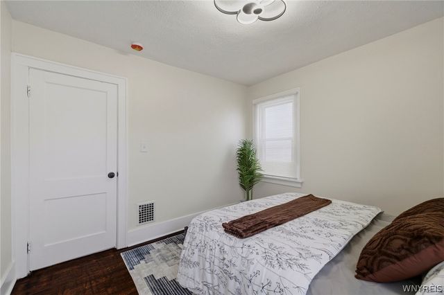 102 Rosedale Street, Buffalo, NY 14207