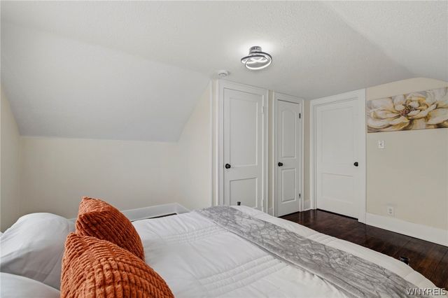 102 Rosedale Street, Buffalo, NY 14207