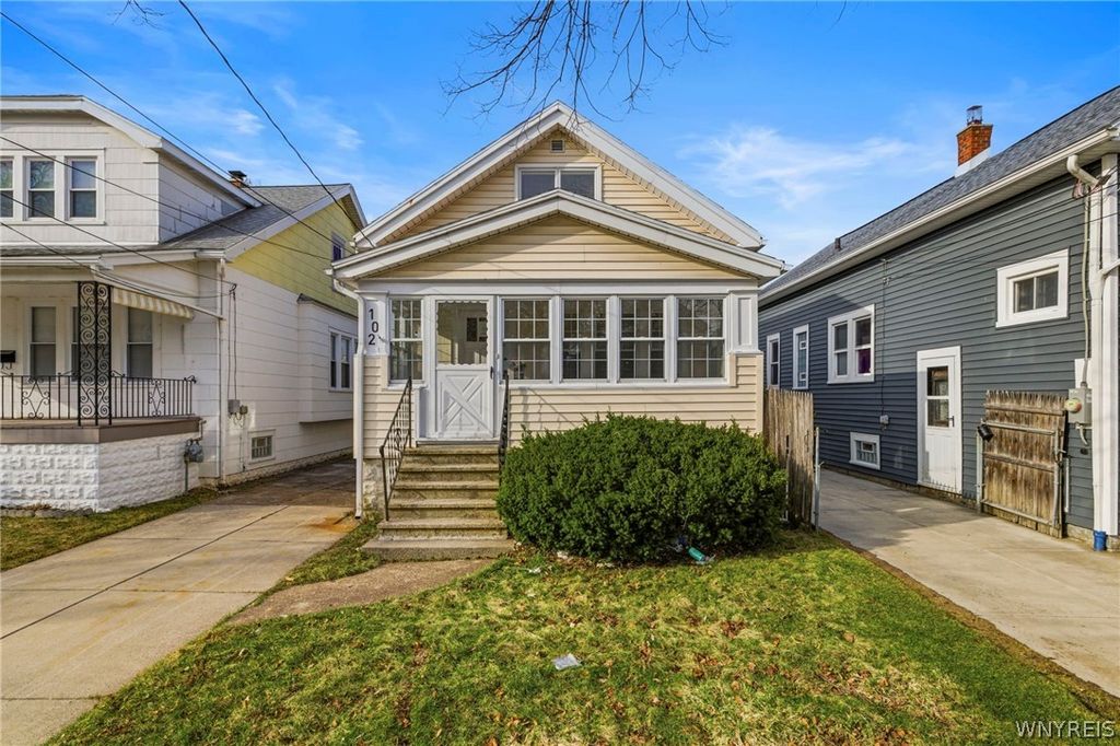 102 Rosedale Street, Buffalo, NY 14207