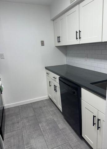 235 W Park Avenue 308, Long Beach, NY 11561