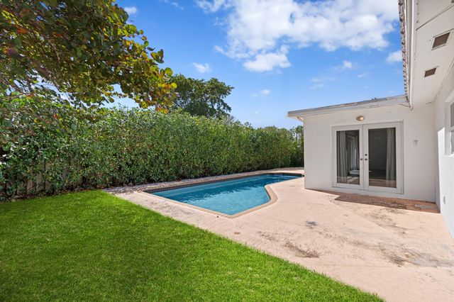 498 NE 30th Street, Boca Raton, FL 33431