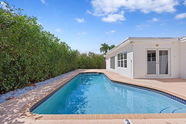 498 NE 30th Street, Boca Raton, FL 33431