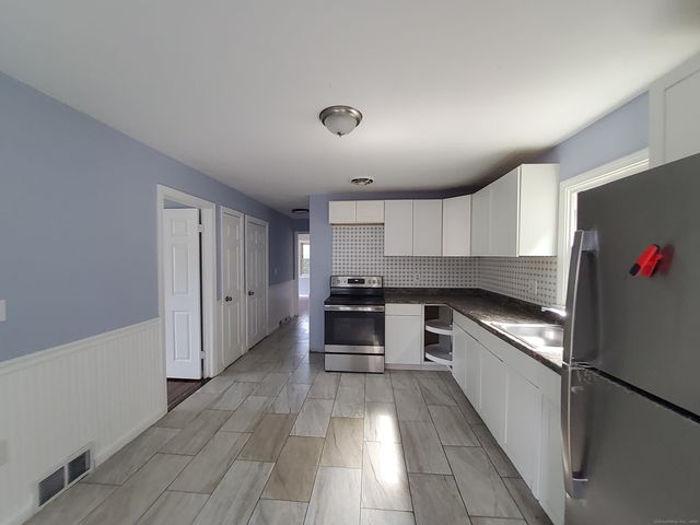 707 Circular Avenue, Hamden, CT 06514