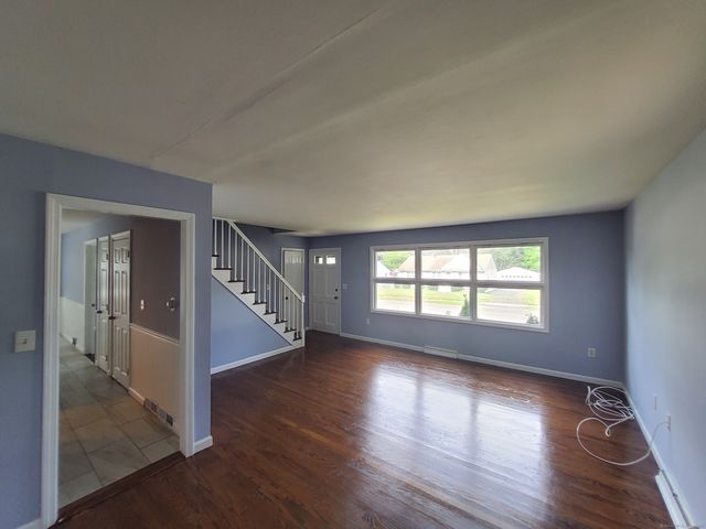 707 Circular Avenue, Hamden, CT 06514