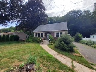 707 Circular Avenue, Hamden, CT 06514