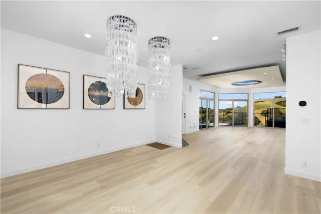 2637 N Mountain Avenue, Claremont, CA 91711