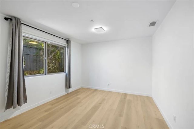 2637 N Mountain Avenue, Claremont, CA 91711