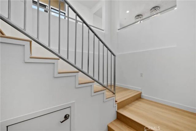 2637 N Mountain Avenue, Claremont, CA 91711