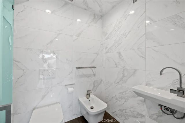 2637 N Mountain Avenue, Claremont, CA 91711