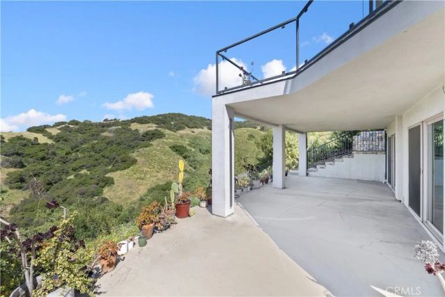 2637 N Mountain Avenue, Claremont, CA 91711