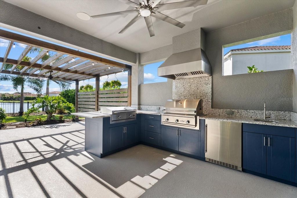 Image 18 of property listing at 3536 BIG SKY WAY, Bradenton, FL 34211