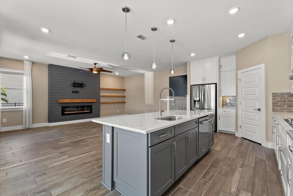Image 35 of property listing at 3536 BIG SKY WAY, Bradenton, FL 34211