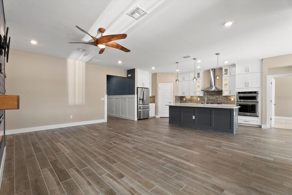 Image 36 of property listing at 3536 BIG SKY WAY, Bradenton, FL 34211