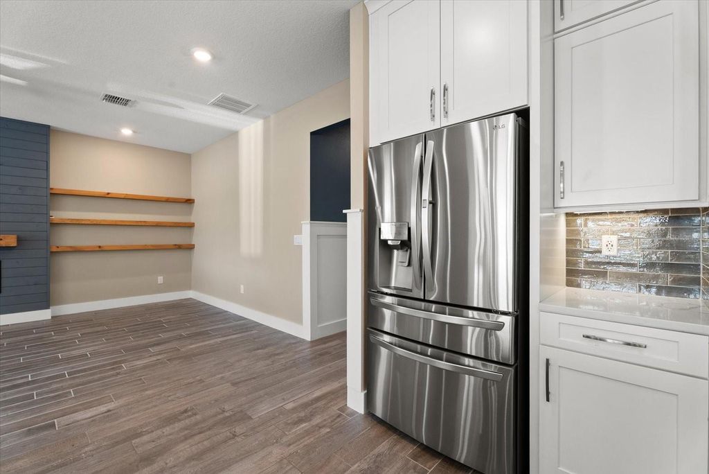 Image 37 of property listing at 3536 BIG SKY WAY, Bradenton, FL 34211