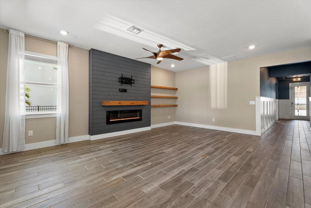 Image 38 of property listing at 3536 BIG SKY WAY, Bradenton, FL 34211