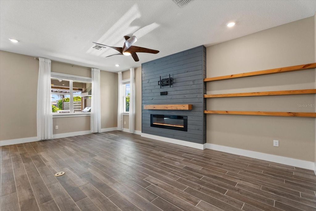 Image 41 of property listing at 3536 BIG SKY WAY, Bradenton, FL 34211