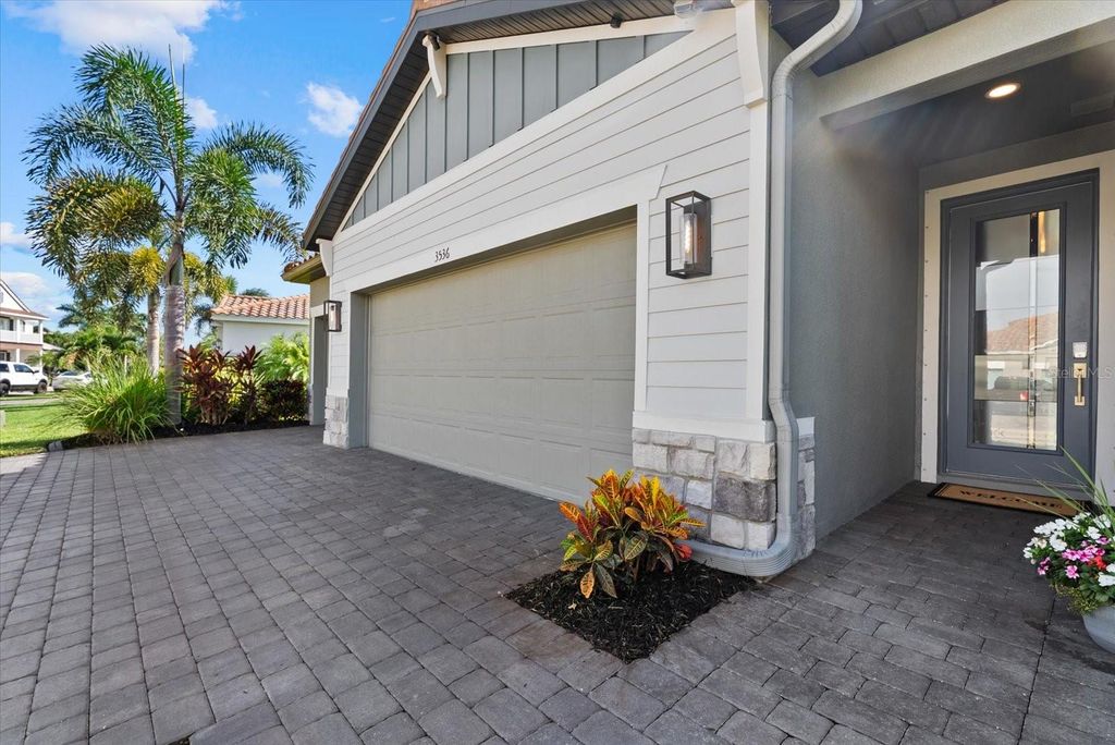 Image 6 of property listing at 3536 BIG SKY WAY, Bradenton, FL 34211