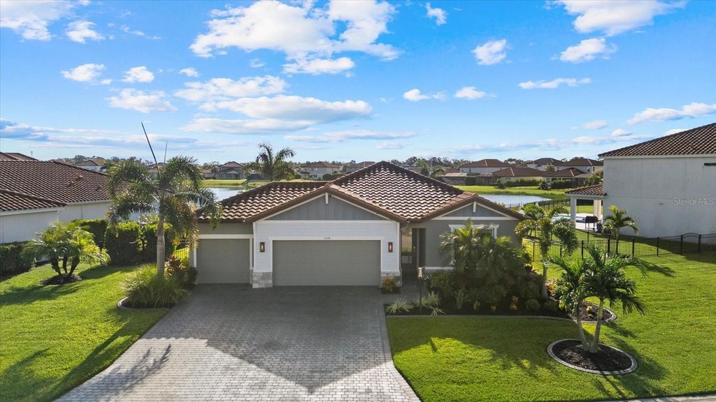 Image 7 of property listing at 3536 BIG SKY WAY, Bradenton, FL 34211