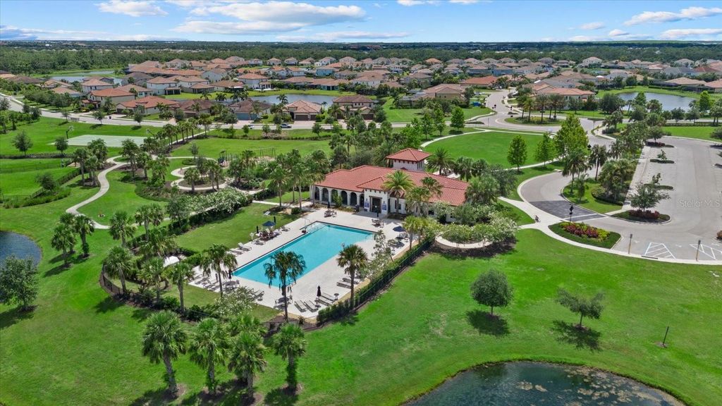 Image 61 of property listing at 3536 BIG SKY WAY, Bradenton, FL 34211