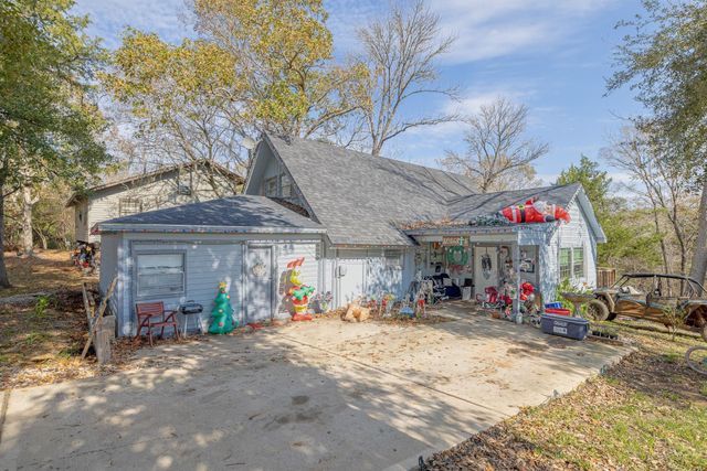 761 N Forest Cove Loop, Coldspring, TX 77331
