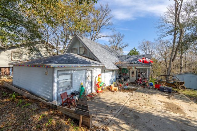 761 N Forest Cove Loop, Coldspring, TX 77331