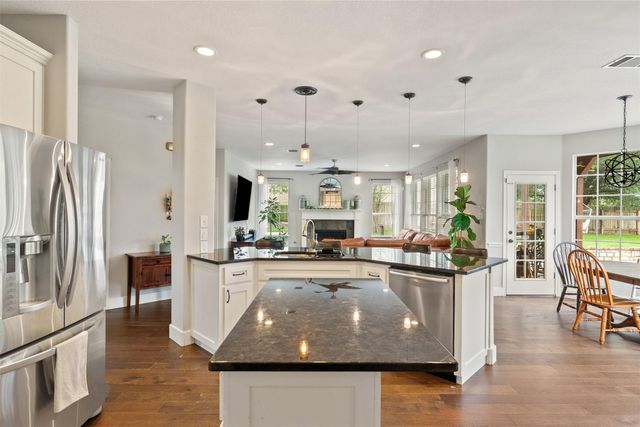 3814 Forest Creek DR, Round Rock, TX 78664
