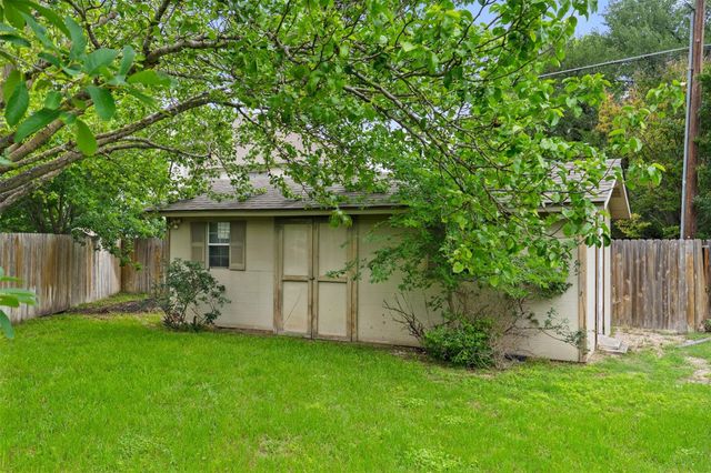 3814 Forest Creek DR, Round Rock, TX 78664