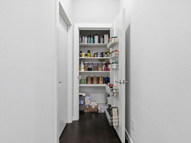 9084 Corsair Place, Dallas, TX 75218