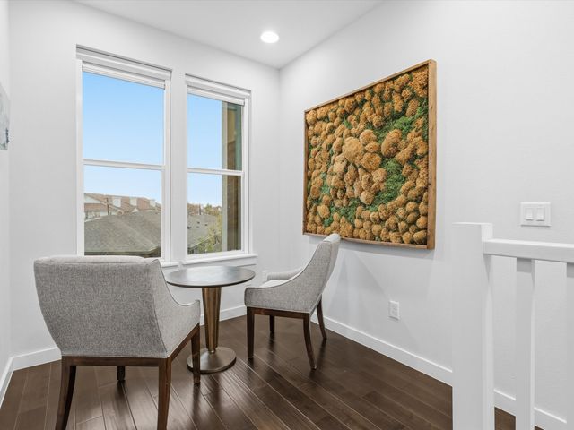 9084 Corsair Place, Dallas, TX 75218