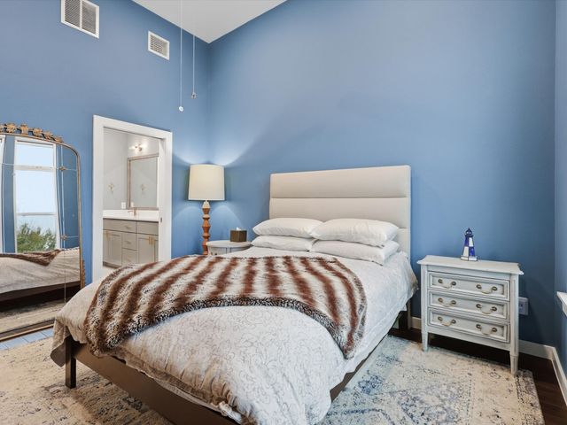 9084 Corsair Place, Dallas, TX 75218