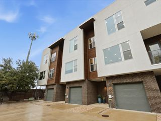 9084 Corsair Place, Dallas, TX 75218